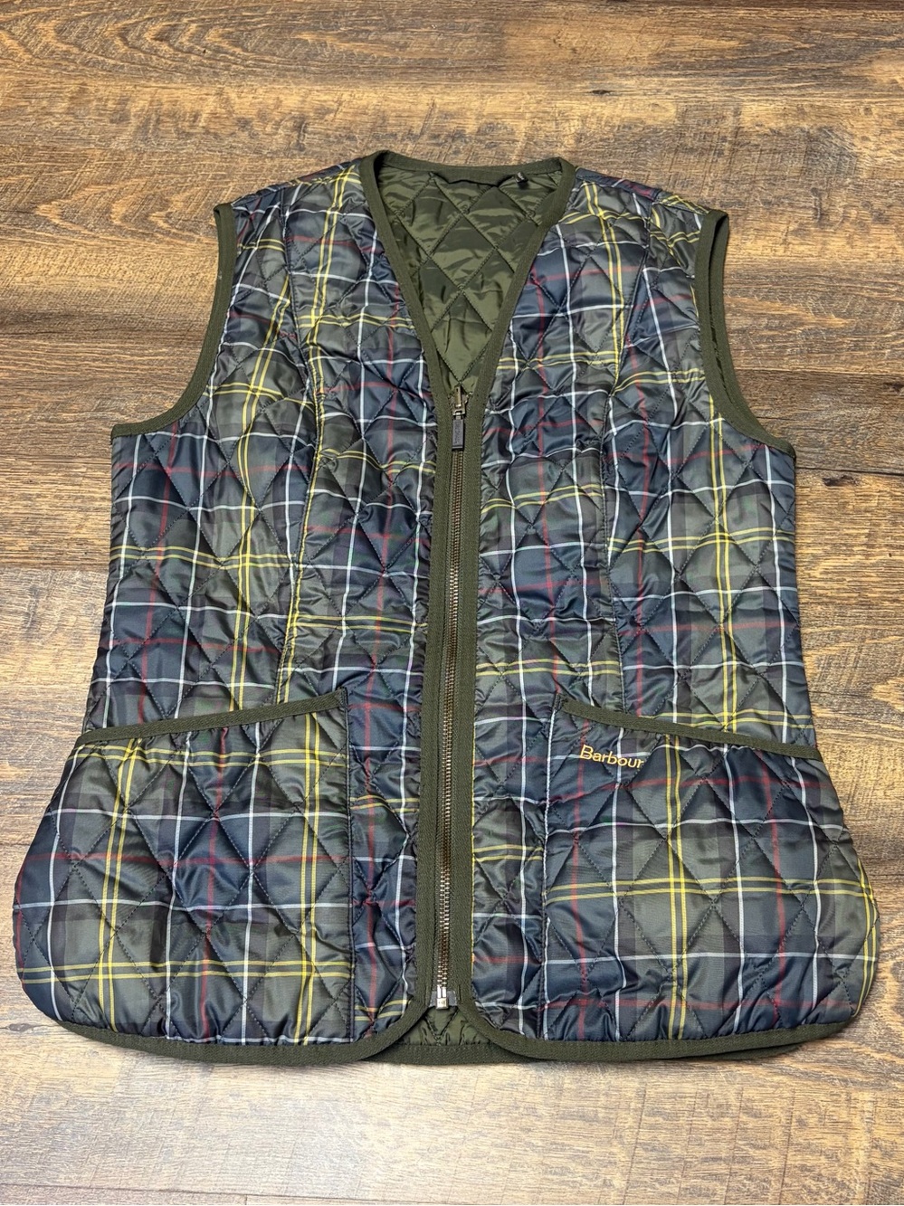 Barbour Tartan Betty Liner Vest Women's 6 Green Plaid Quilted Full Zip